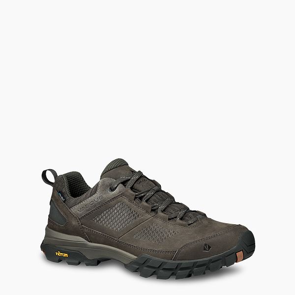 VASQUE | MEN'S TALUS AT LOW ULTRADRY WATERPROOF HIKING SHOE IN BROWN/BROWN